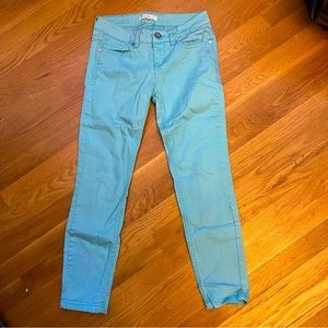 Love fire light blue jeans~ size 0